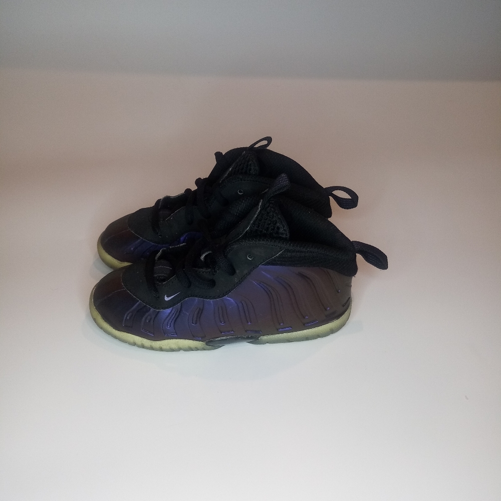 Nike little posite one TD  purple/black size 9c